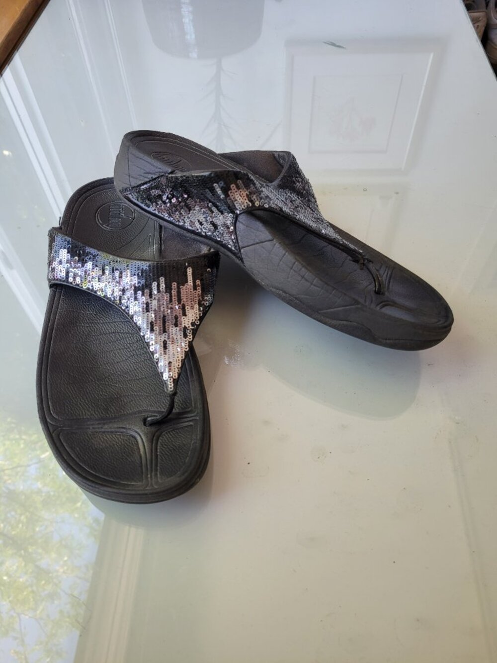 Fitflop Women's Sequin Thong Sandals Size US 9